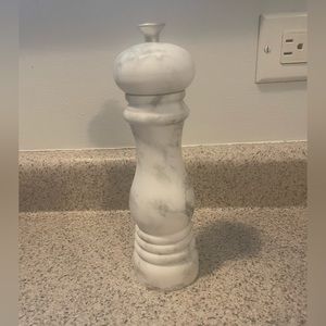 COPY - Le Creuset Marble Pepper Mill BRAND NEW